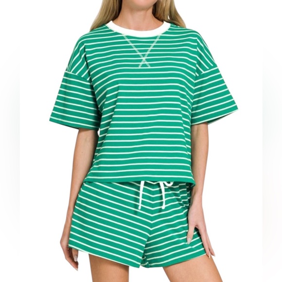 Tops - 🛍️ 143. Women’s Green Striped Round Neck Tee & Shorts Set NWT